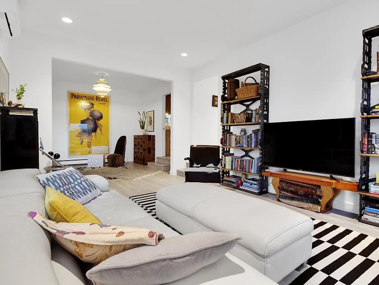 3128 Windermere Street, Vancouver, BC, V5M 4R4 - 6