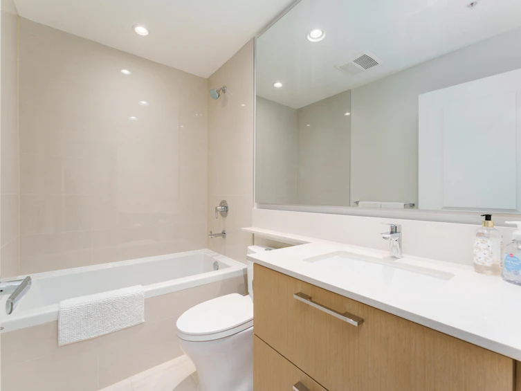 206-3533 Ross Drive, Vancouver, BC, V6S 0L3 - 12
