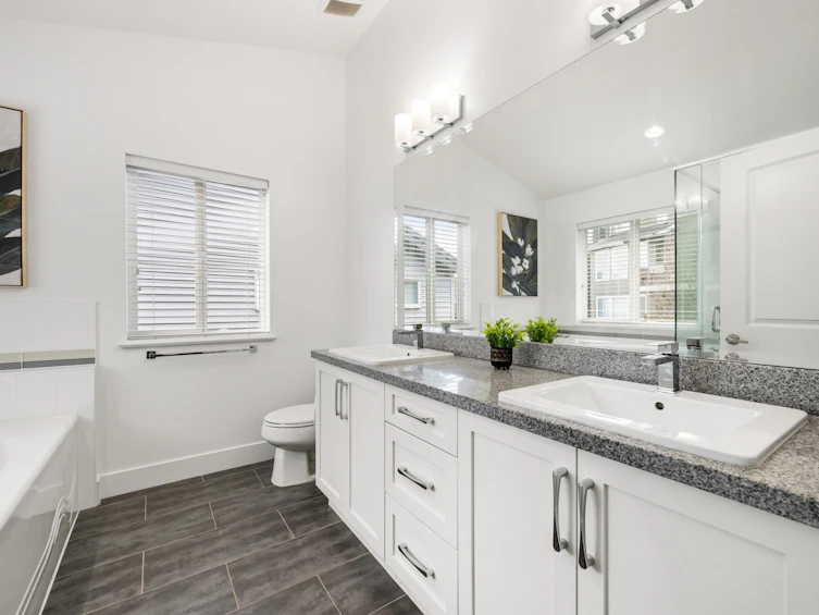 10476 Robertson Street, Maple Ridge, BC, V2W 0H8 - 13