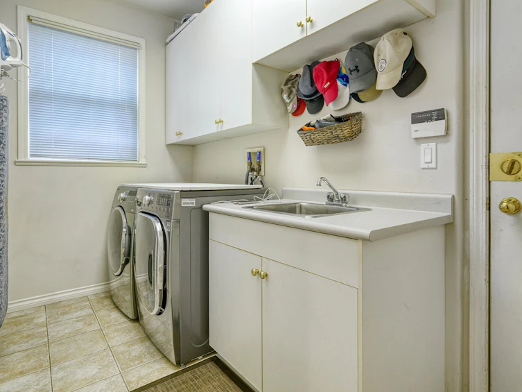 3253 Georgia Street, Richmond, BC, V7E 2R4 - 32