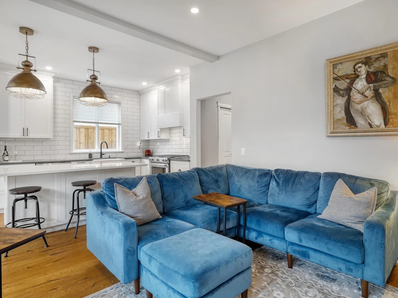 3253 Georgia Street, Richmond BC V7E 2R4