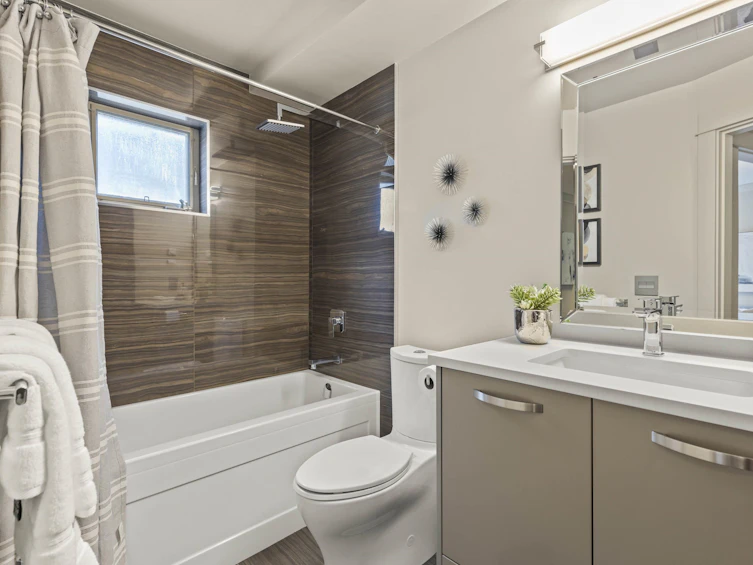 301-1586 W 11th Avenue, Vancouver, BC, V6J 2B6 - 23