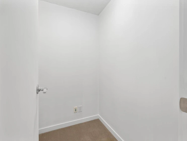 2203-909 Mainland Street, Vancouver, BC, V6B 1S3 - 16