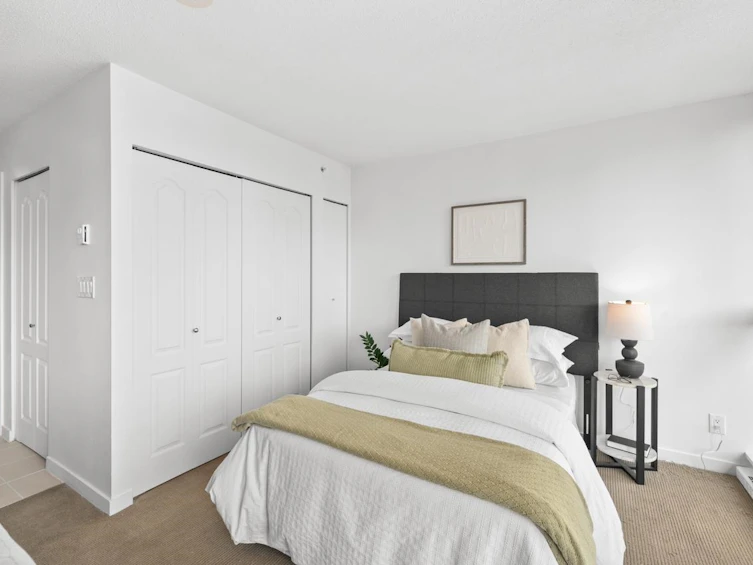 2203-909 Mainland Street, Vancouver, BC, V6B 1S3 - 12