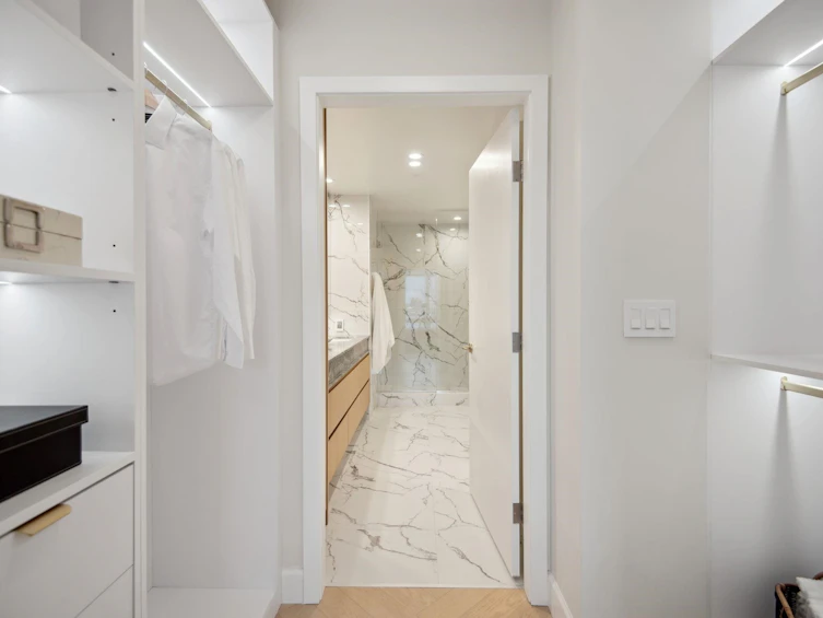 310-3668 W 10th Avenue, Vancouver, BC, V6R 2G3 - 11