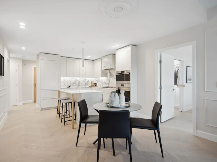 310-3668 W 10th Avenue, Vancouver, BC, V6R 2G3 - 4