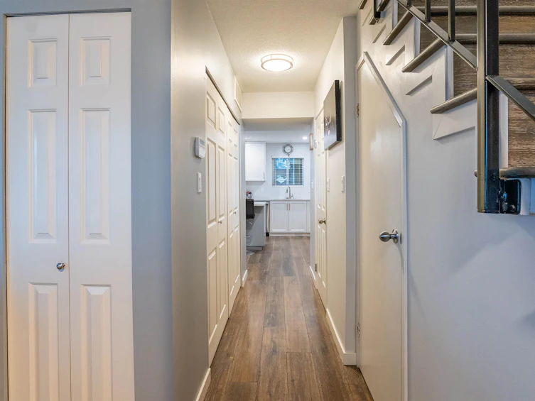320 Nelson Street, Coquitlam, BC, V3K 4N3 - 20