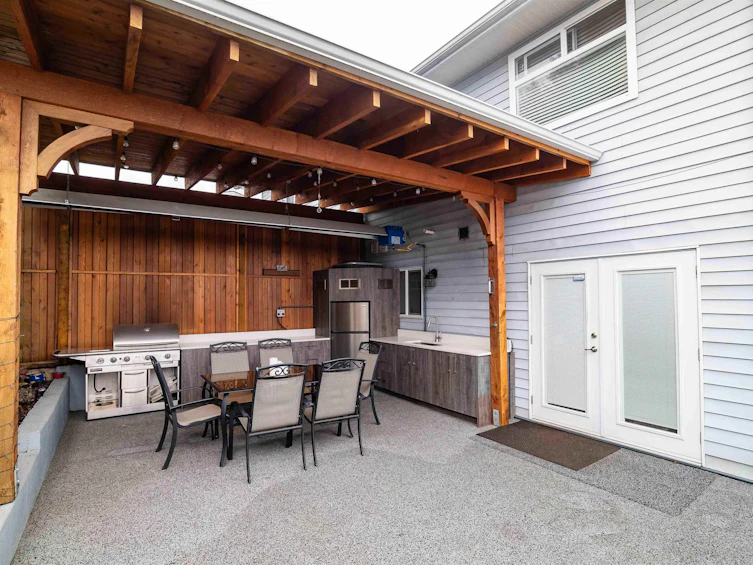 320 Nelson Street, Coquitlam, BC, V3K 4N3 - 9