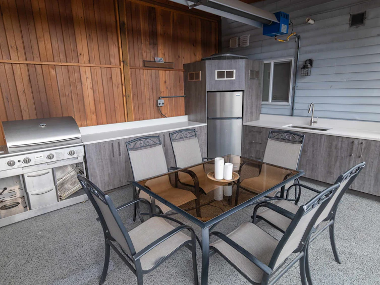 320 Nelson Street, Coquitlam, BC, V3K 4N3 - 10