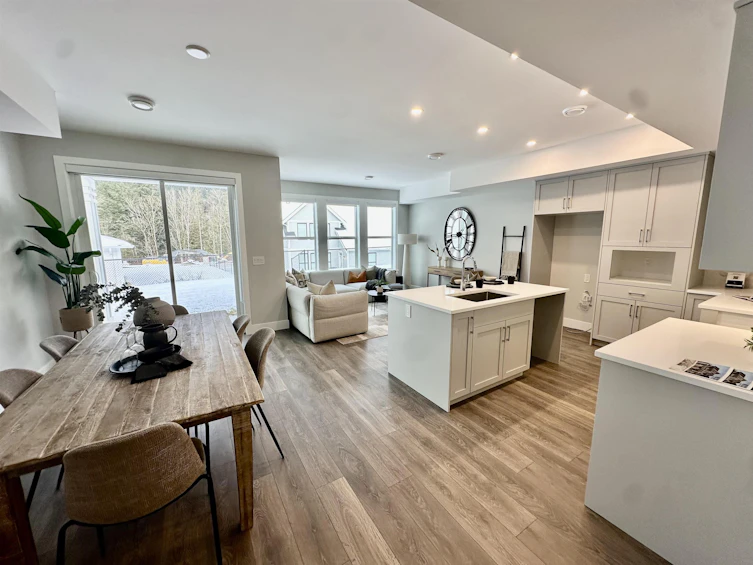 1953 Woodside Boulevard, Agassiz, BC, V0M 1A1 - 4