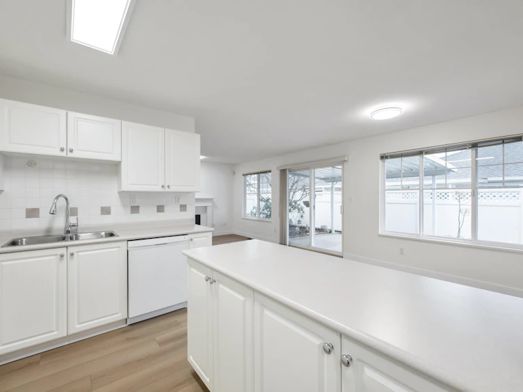 21-6885 184th Street, Surrey, BC, V3S 9G1 - 9