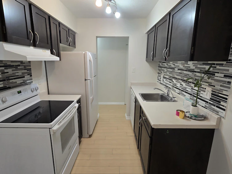 201-6651 Lynas Lane, Richmond, BC, V7C 3K8 - 5