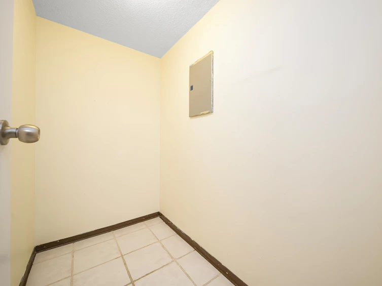 212-8651 Westminster Highway, Richmond, BC, V6X 3E3 - 12