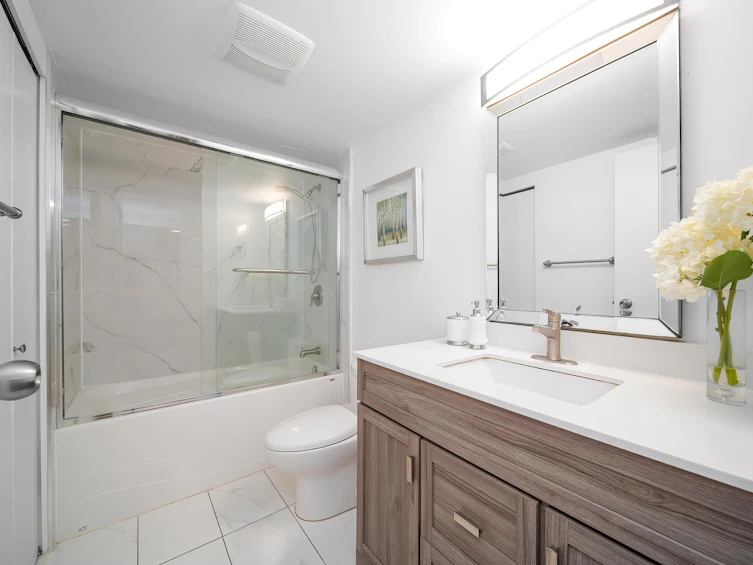 212-8651 Westminster Highway, Richmond, BC, V6X 3E3 - 11