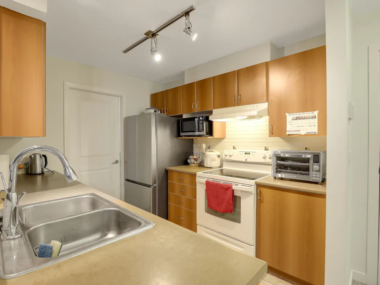 201-14885 105th Avenue, Surrey, BC, V3R 2V6 - 15
