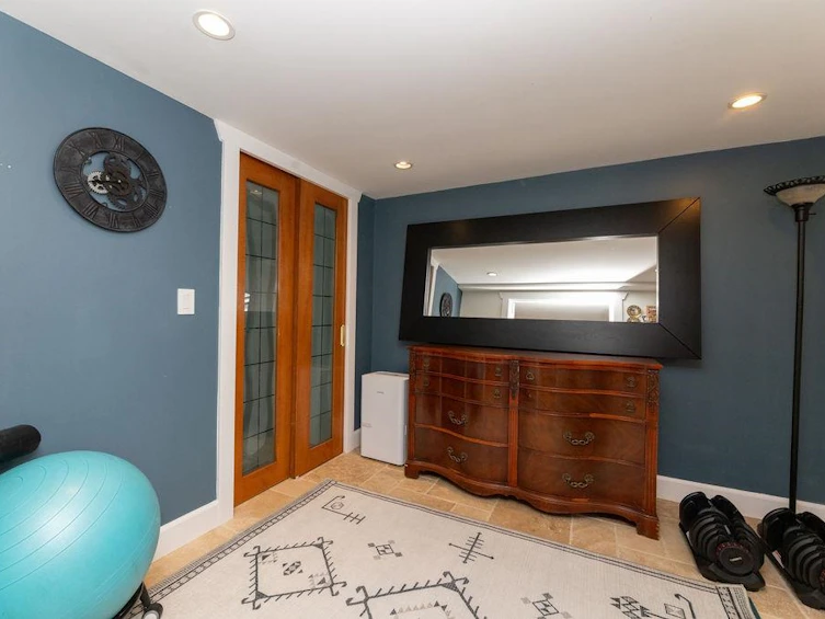 579 Gibsons Way, Gibsons, BC, V0N 1V9 - 34