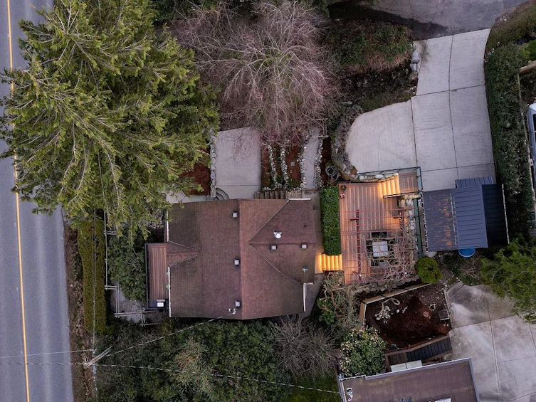 579 Gibsons Way, Gibsons, BC, V0N 1V9 - 39
