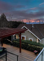 579 Gibsons Way