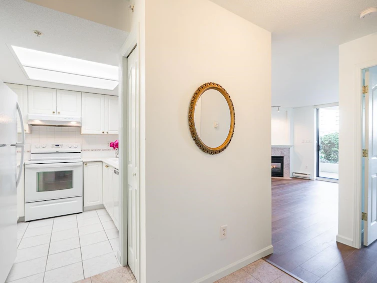 304-6080 Minoru Boulevard, Richmond, BC, V6Y 4A7 - 3