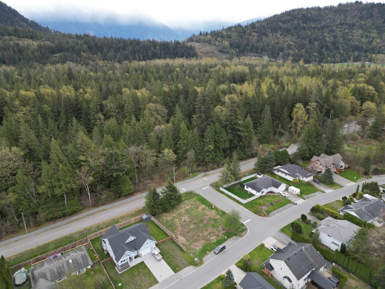 839 Myng Crescent, Harrison Hot Springs, BC, V0M 1K0 - 5