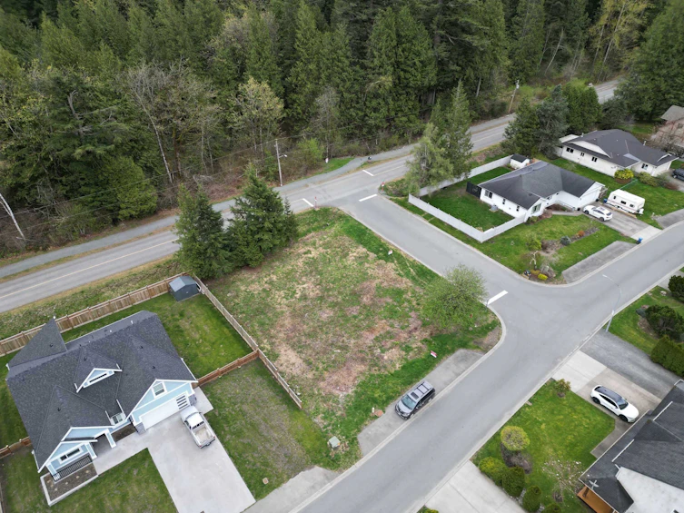 839 Myng Crescent, Harrison Hot Springs, BC, V0M 1K0 - 3