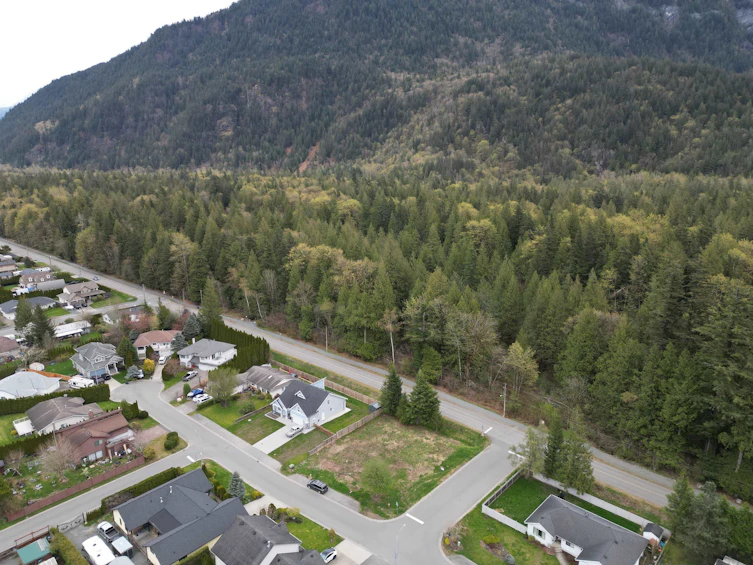 839 Myng Crescent, Harrison Hot Springs, BC, V0M 1K0 - 4