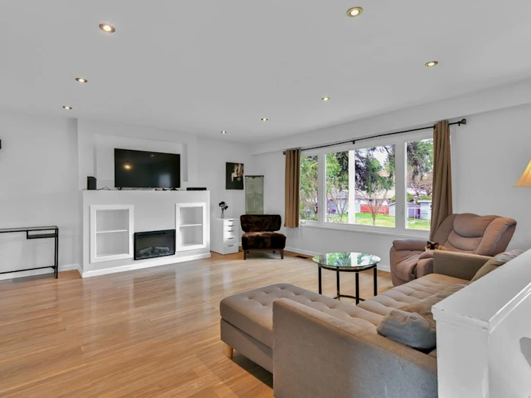 14486 109 Avenue, Surrey, BC, V3R 1Y1 - 6