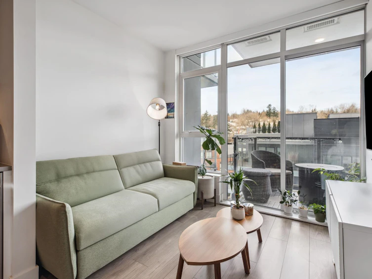 702-3581 E Kent Avenue North, Vancouver, BC, V5S 0H6 - 3