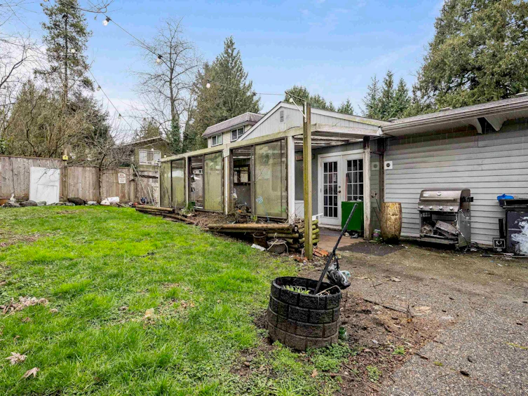 21598 Spring Avenue, Maple Ridge, BC, V4R 2K6 - 21