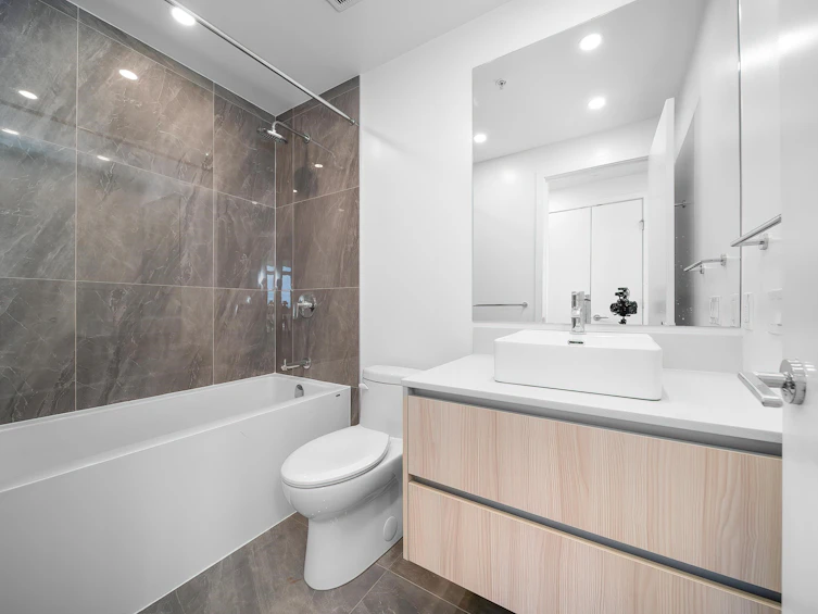 2706-5333 Goring Street, Burnaby, BC, V5B 0B6 - 14
