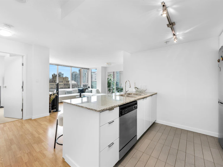 1903-233 Robson Street, Vancouver, BC, V6B 0E8 - 8