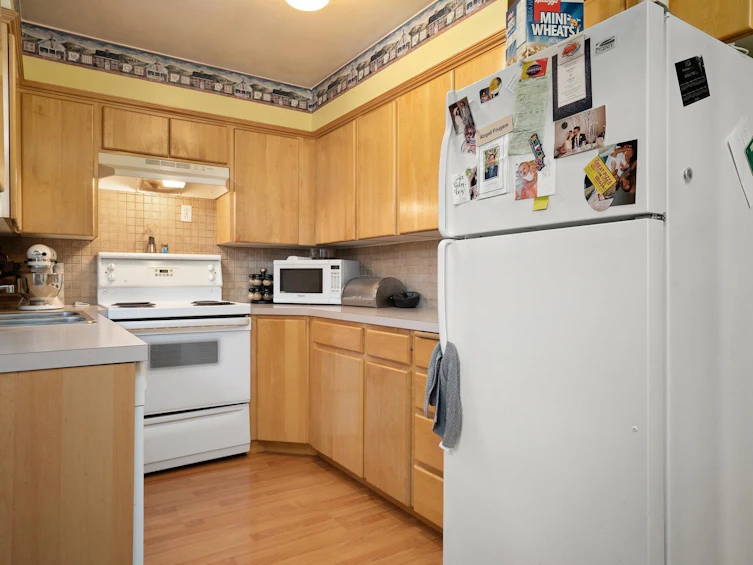 6144 120 Street, Delta, BC, V3X 1Y8 - 4