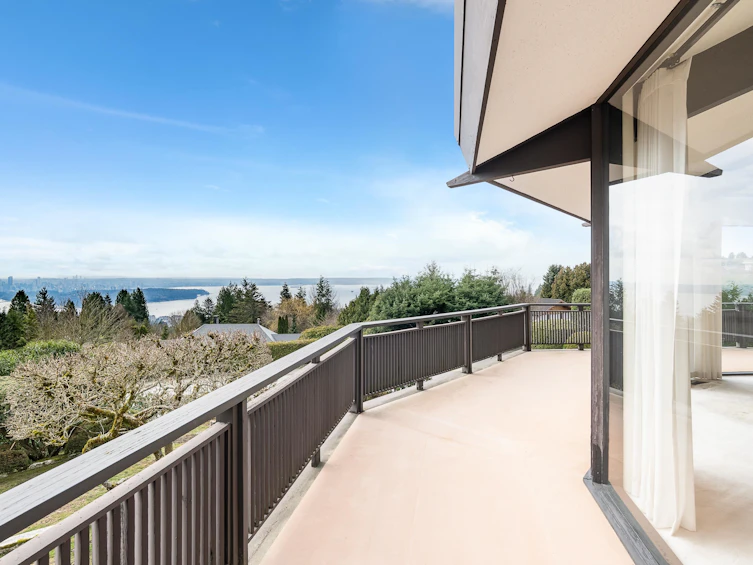 1395 Chartwell Drive, West Vancouver, BC, V7S 2R6 - 4