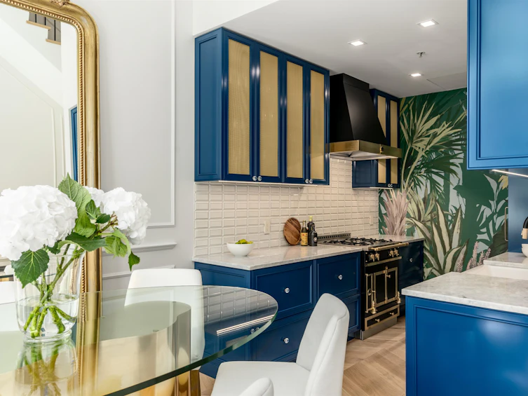 1465 W Hastings Street, Vancouver, BC, V6G 3J9