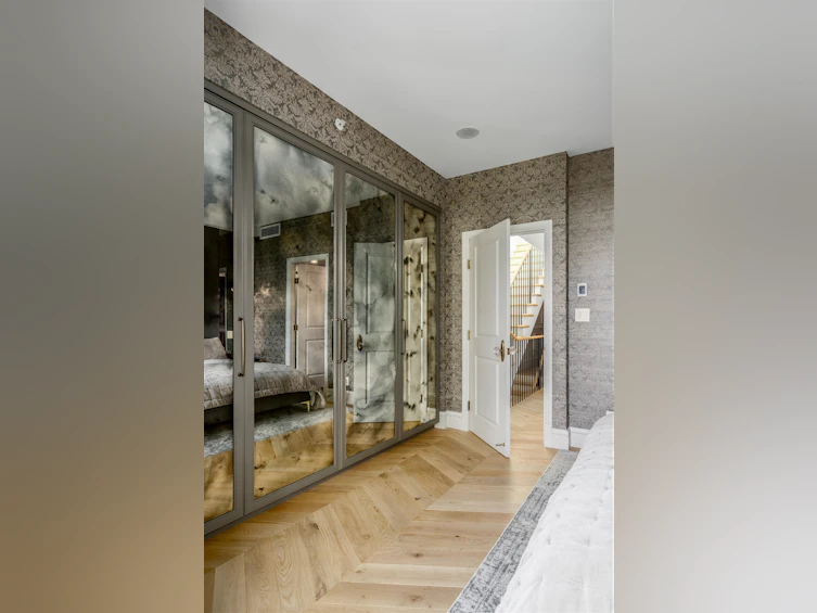 1465 W Hastings Street, Vancouver, BC, V6G 3J9 - 9