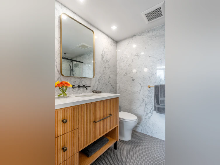1465 W Hastings Street, Vancouver, BC, V6G 3J9 - 10