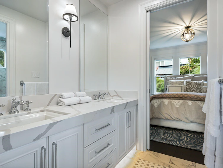 13515 13a Avenue, Surrey, BC, V4A 1C5 - 24
