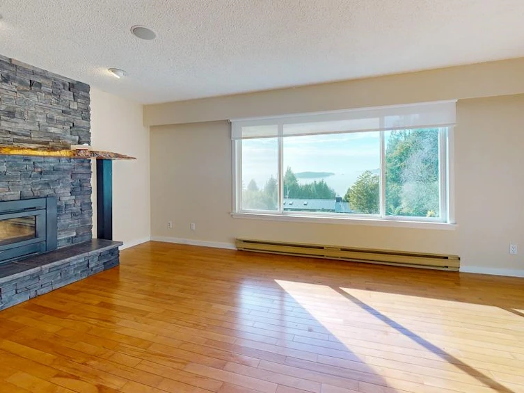 5121 Betty Road, Sechelt, BC, V7Z 0G6 - 29