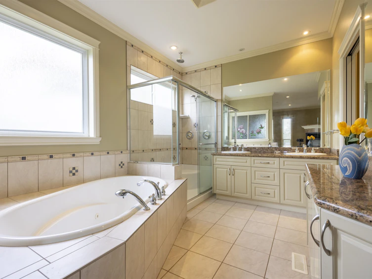 1353 Everall Street, Surrey, BC, V4B 3S7 - 16