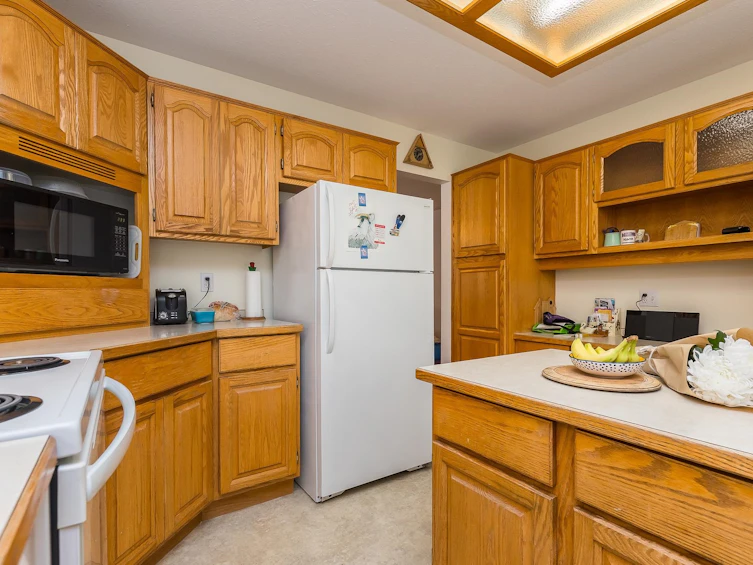 25-8500 Young Road, Chilliwack, BC, V2P 4P1 - 4
