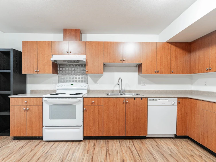 8259 211 Street, Langley, BC, V2Y 0E4 - 34
