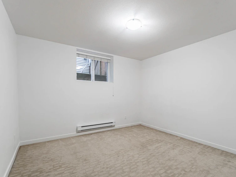 8259 211 Street, Langley, BC, V2Y 0E4 - 31