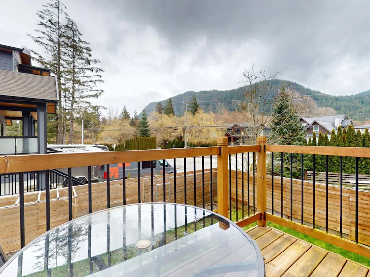 1497 Judd Road, Squamish, BC, V0N 1H0 - 23