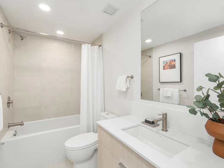 301-3590 W 39 Avenue, Vancouver, BC, V6B 3A4 - 23