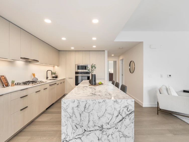 301-3590 W 39 Avenue, Vancouver, BC, V6B 3A4 - 9