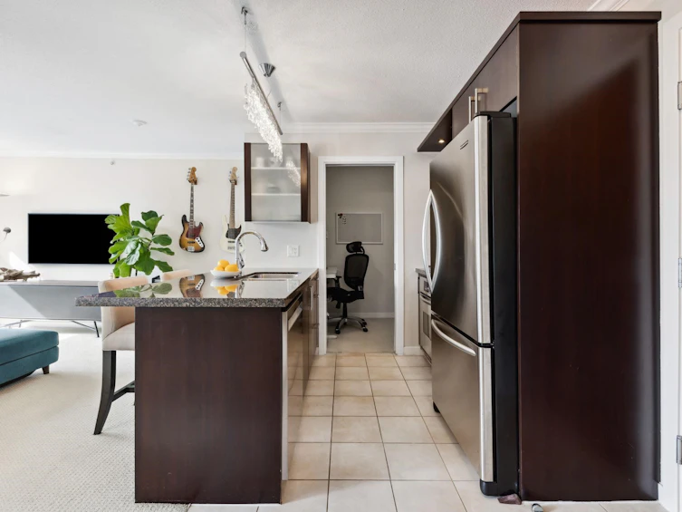 802-1650 W 7th Avenue, Vancouver, BC, V6J 5N1 - 14