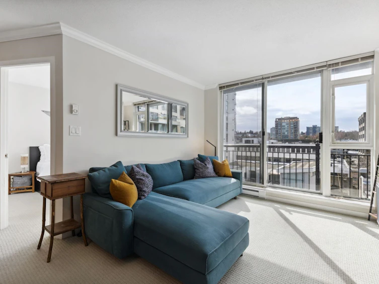 802-1650 W 7th Avenue, Vancouver, BC, V6J 5N1 - 4