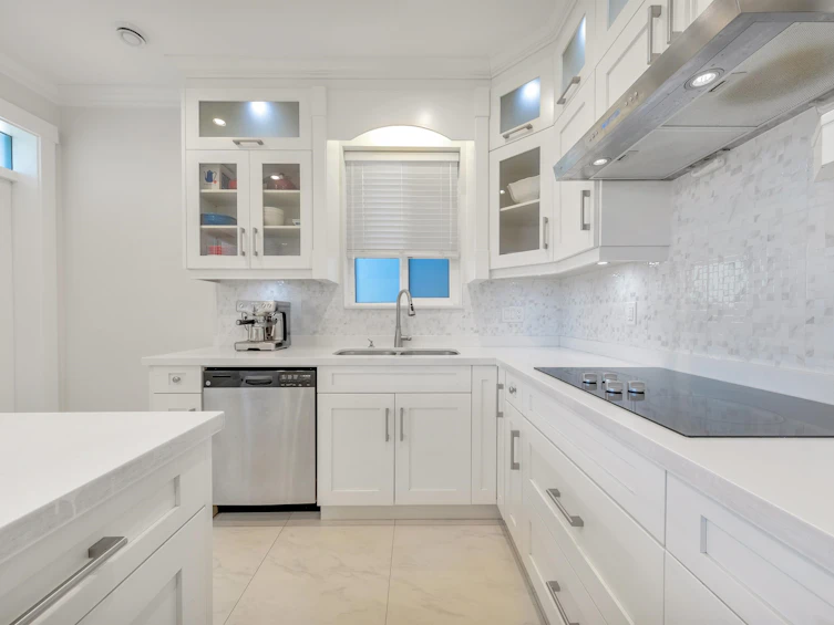 5887 Battison Street, Vancouver, BC, V5R 4M7 - 6