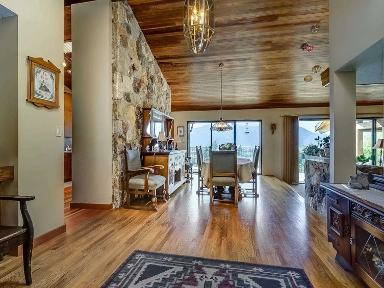 41891 Majuba Hill Road, Chilliwack, BC, V2R 5G9 - 11