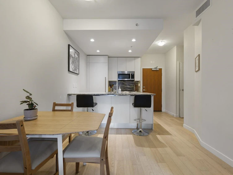 311-2033 W 10th Avenue, Vancouver, BC, V6J 0H1 - 6